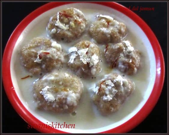 urad dal jamoon