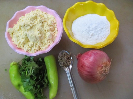 Besan Dosa / Senagapindi Dosa / Dosa with Gram Flour / Besan Ka Cheela - Dosa Recipes