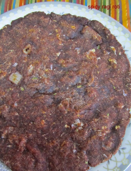 Spicy Ragi Roti Recipe / Spicy Finger Millet Chapathi / Spicy Ragi Pindi Roti