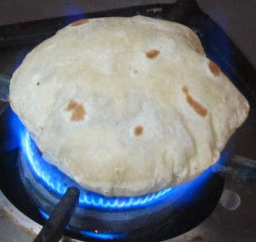 Pulka Recipe / Soft Roti On Stove Top - how to prepare Pulka